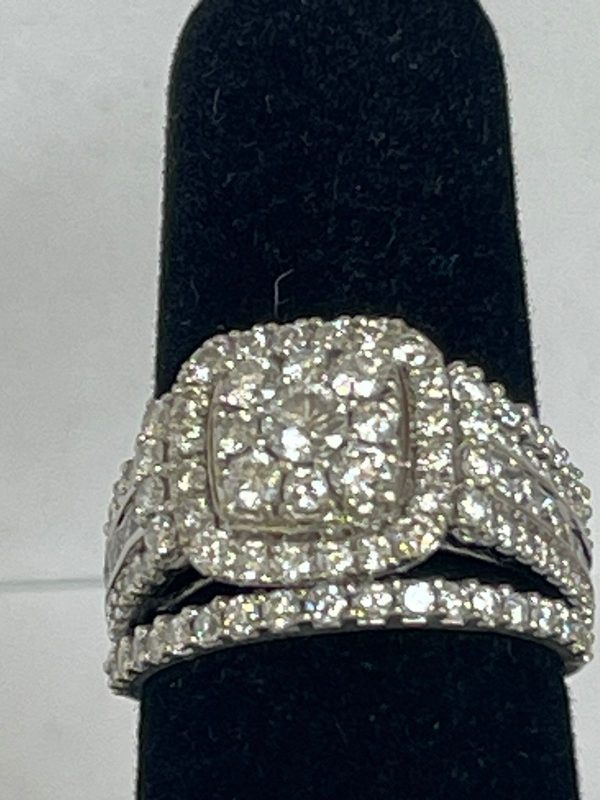 ANILLO